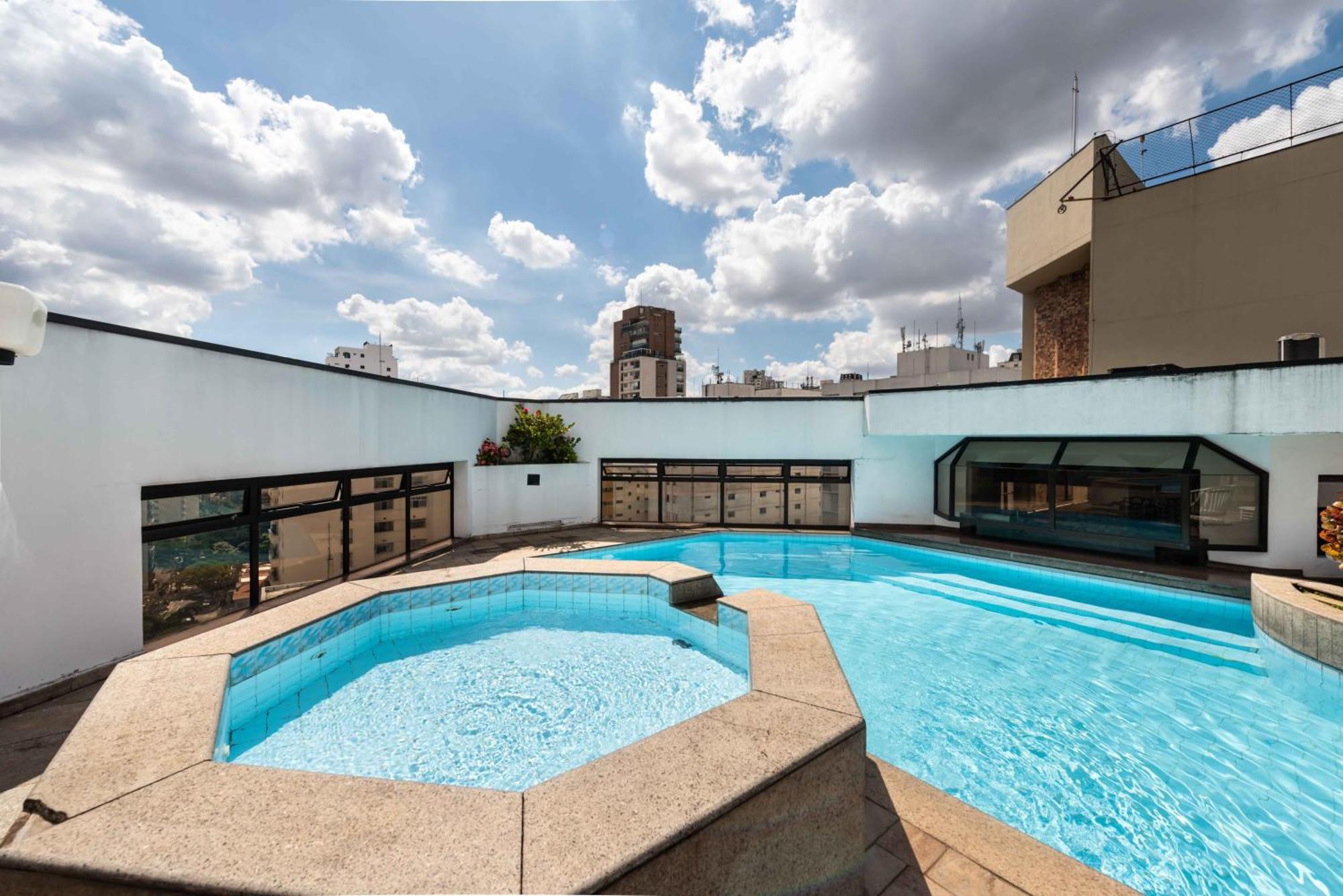 Magic Jardins: Piscina, Academia E Ac